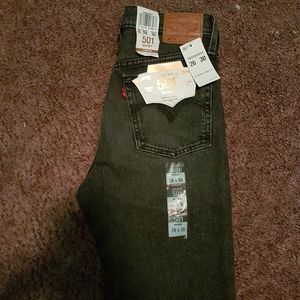501 Levi Skinny Jeans